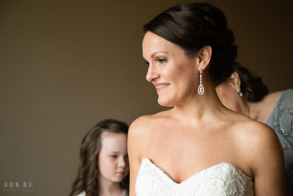 Westin Annapolis Hotel bride smiling getting ready photo by Leo Dj Photography