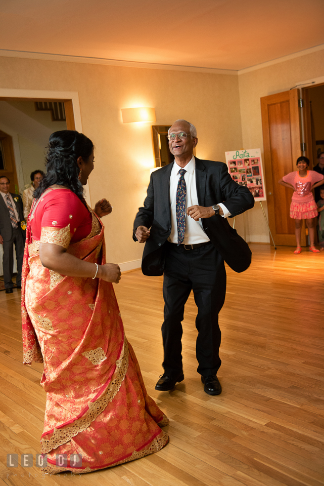 Father-of-the-Bride and daugther dancing to a happy upbeat music song. Aspen Wye River Conference Centers wedding at Queenstown Maryland, by wedding photographers of Leo Dj Photography. http://leodjphoto.com