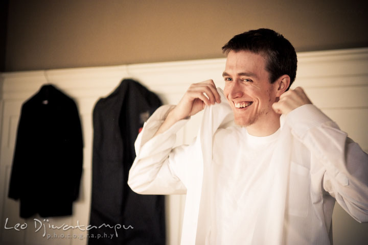 groom getting ready, getting dressed. Clifton Inn Charlottesville VA Destination Wedding Photographer