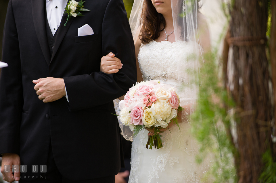 Lovely wedding bouquet by florist Monteray Farms. Aspen Wye River Conference Centers wedding at Queenstown Maryland, by wedding photographers of Leo Dj Photography. http://leodjphoto.com