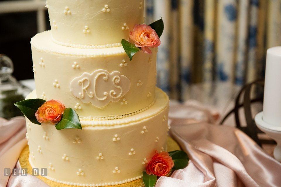 Delicious wedding cake designed by Graul's Market, Saint Michaels. The Tidewater Inn wedding, Easton, Eastern Shore, Maryland, by wedding photographers of Leo Dj Photography. http://leodjphoto.com