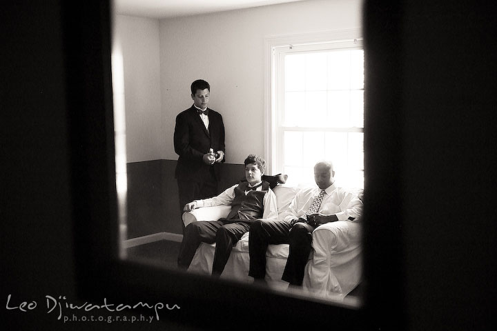 Groomsmen lounging on the sofa. Stafford Virginia Wedding Photographer