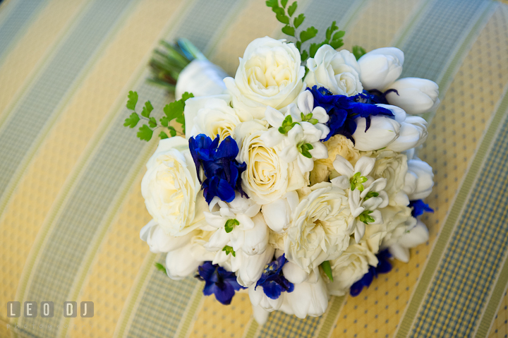 Bride's flower bouquet with white rose. Harbourtowne Golf Resort wedding photos at St. Michaels, Eastern Shore, Maryland by photographers of Leo Dj Photography.