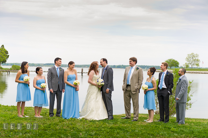 Wedding party group shot. Harbourtowne Golf Resort wedding photos at St. Michaels, Eastern Shore, Maryland by photographers of Leo Dj Photography.
