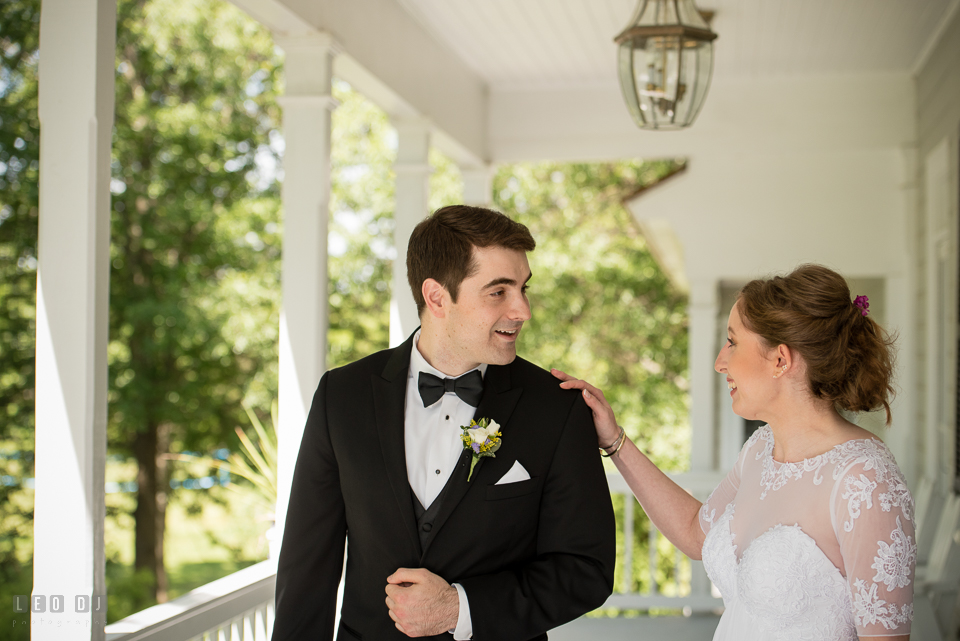 Easterh Shore Maryland Bride on first look with Groom photo by Leo Dj Photography