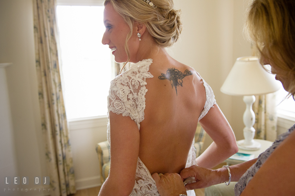 The Oaks Waterfront Inn Mother of Bride button up Bride's wedding gown photo by Leo Dj Photography