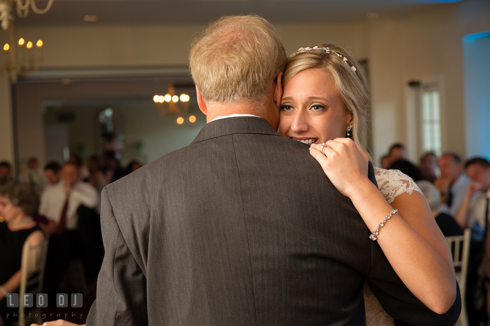 The Oaks Waterfront Inn Bride shed tear during parent dance with Father photo by Leo Dj Photography