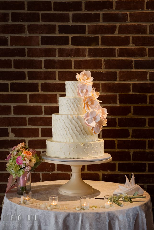 Wedding cake designed by the Sugar Baker Cakes. Historic Inns of Annapolis Maryland, Governor Calvert House wedding, by wedding photographers of Leo Dj Photography. http://leodjphoto.com