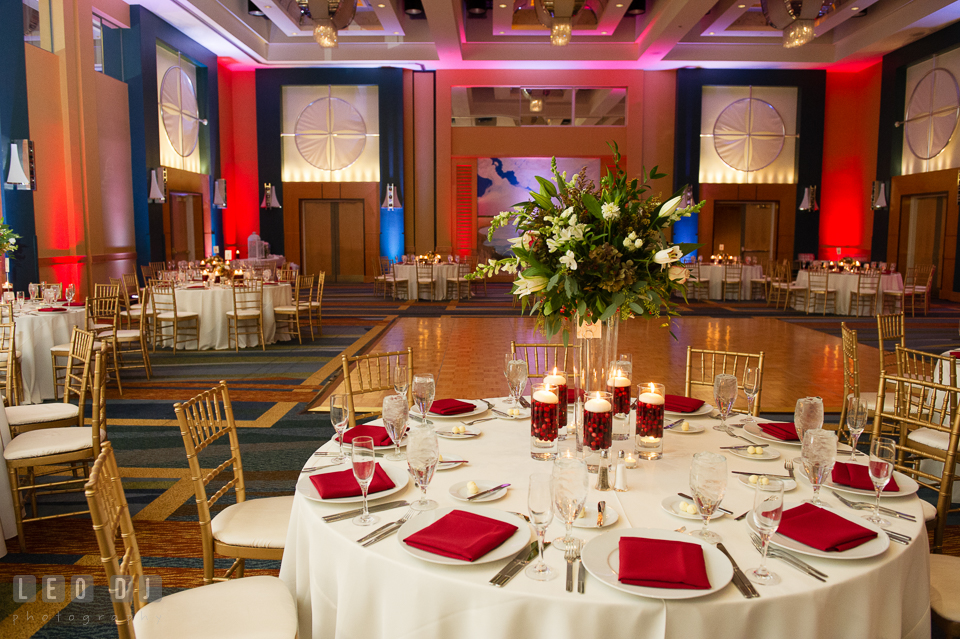 Gorgeous wedding setting inside Choptank Ballroom. Hyatt Regency Chesapeake Bay wedding at Cambridge Maryland, by wedding photographers of Leo Dj Photography. http://leodjphoto.com