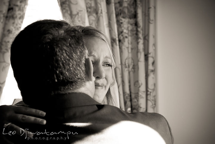 Bride hugs Dad one last time before walking down the isle. Mariott Aspen Wye River Conference Center Wedding photos at Queenstown Eastern Shore Maryland, by photographers of Leo Dj Photography.