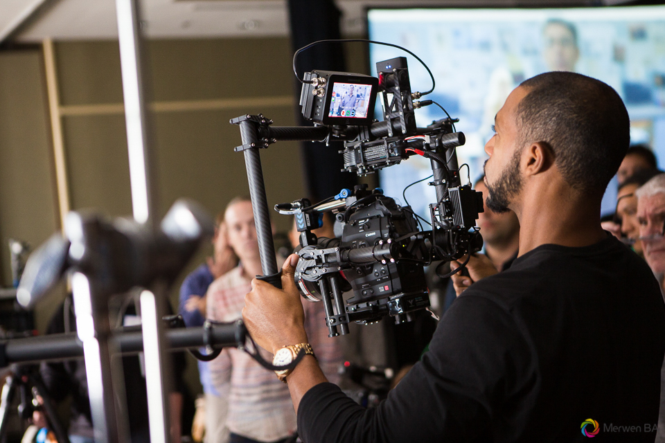 Class attendee operating the Movi camera. Review of MZed Illumination Experience, film making and cinematography Workshop with Hollywood Cinematographer Shane Hurlbut by wedding photographer Leo Dj Photography. http://leodjphoto.com