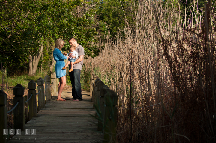 . Kent Island, Annapolis, Eastern Shore Maryland candid children and family lifestyle portrait photo session by photographers of Leo Dj Photography. http://leodjphoto.com