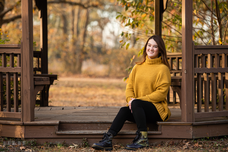 Kent Island High School Maryland senior sitting in a gazebo photo by Leo Dj Photography.